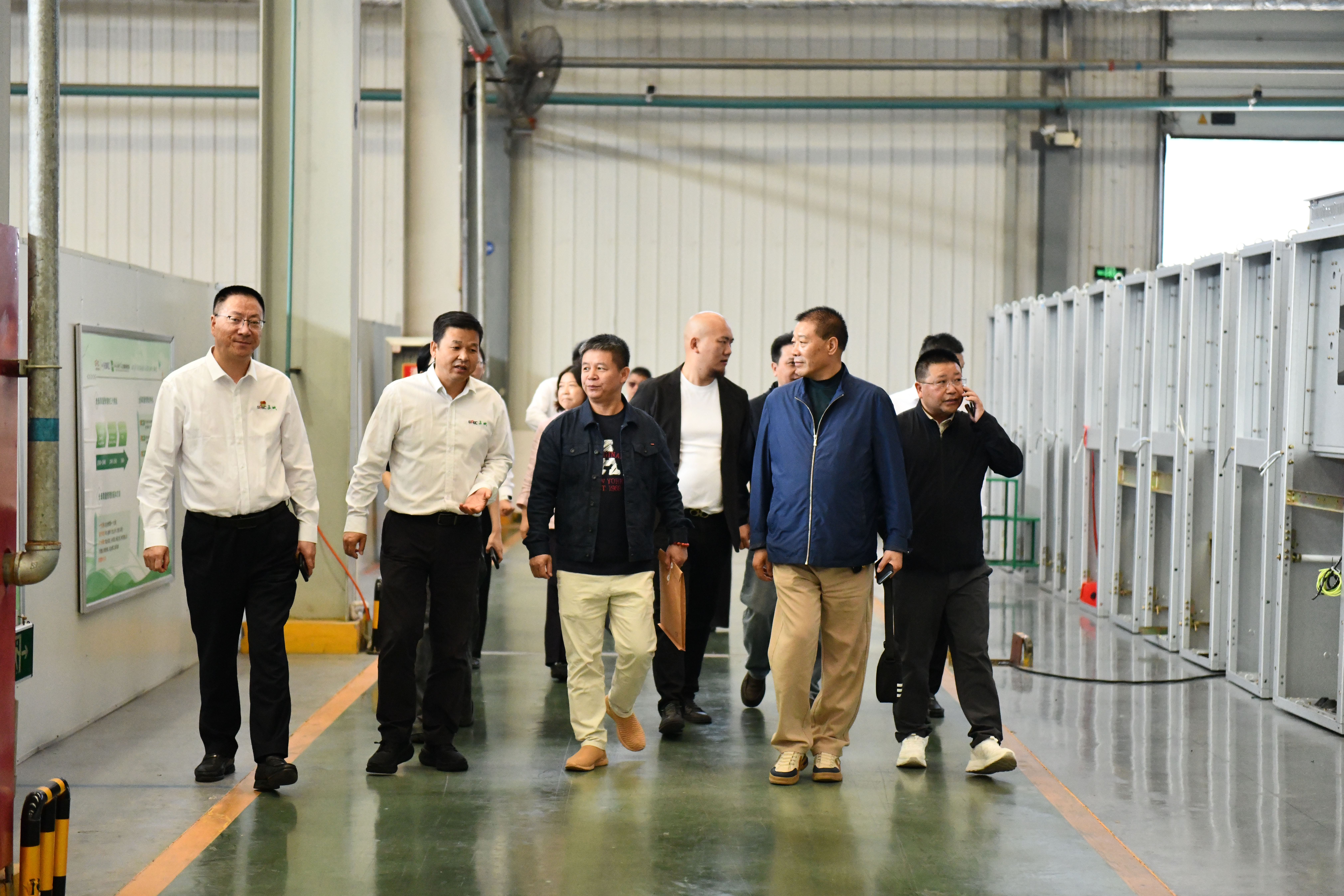 天水市市政协、市工信局同多家单位赴长开厂公司考察调研